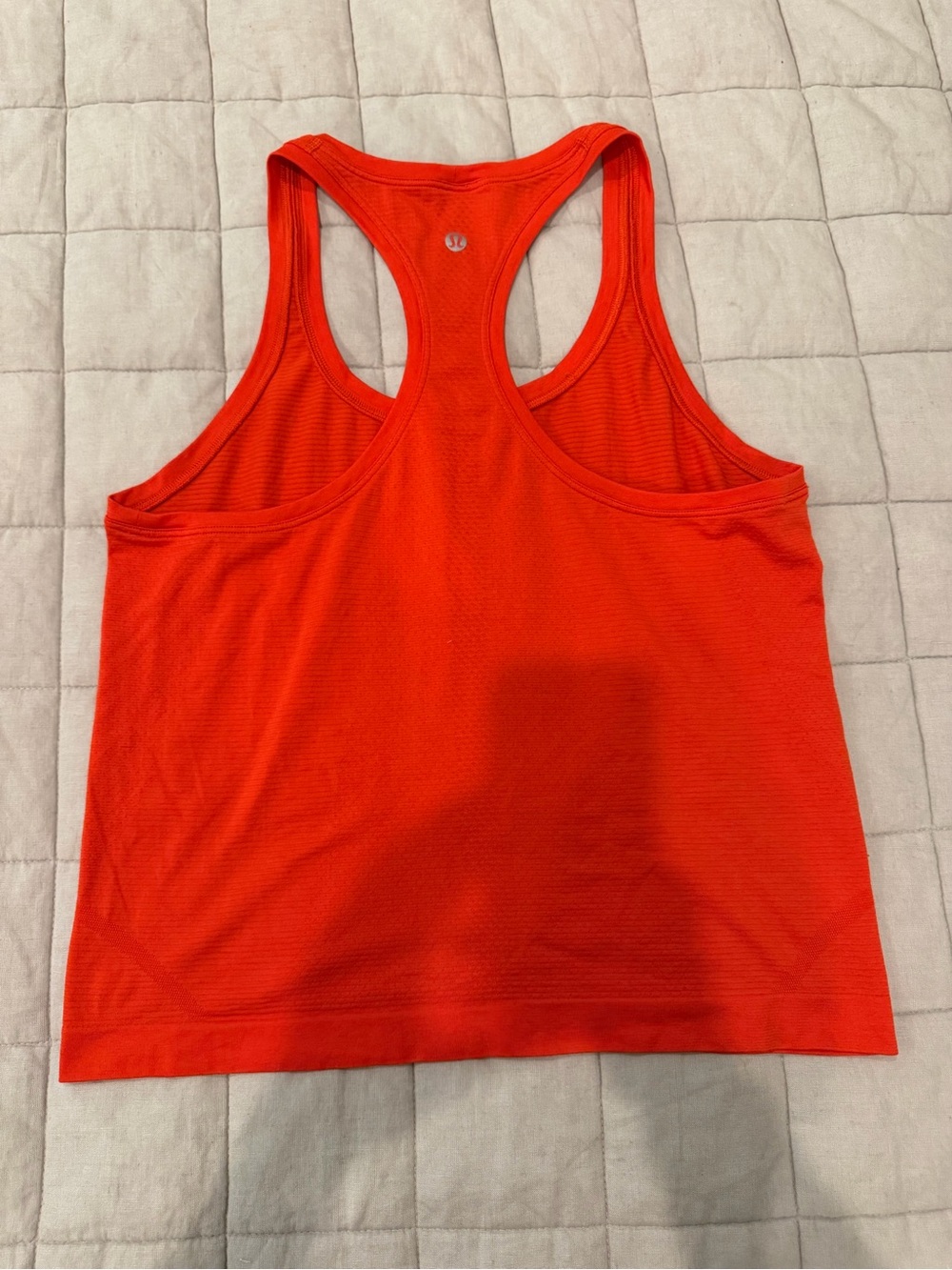 Lululemon Swiftly Tank Size 4 - Picture 2 of 2